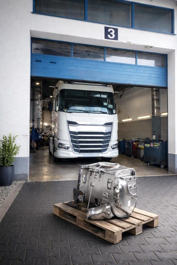 SCR catalyst – Regenerated SCR DOC DAF 106 LIFT – 2188242 2046691